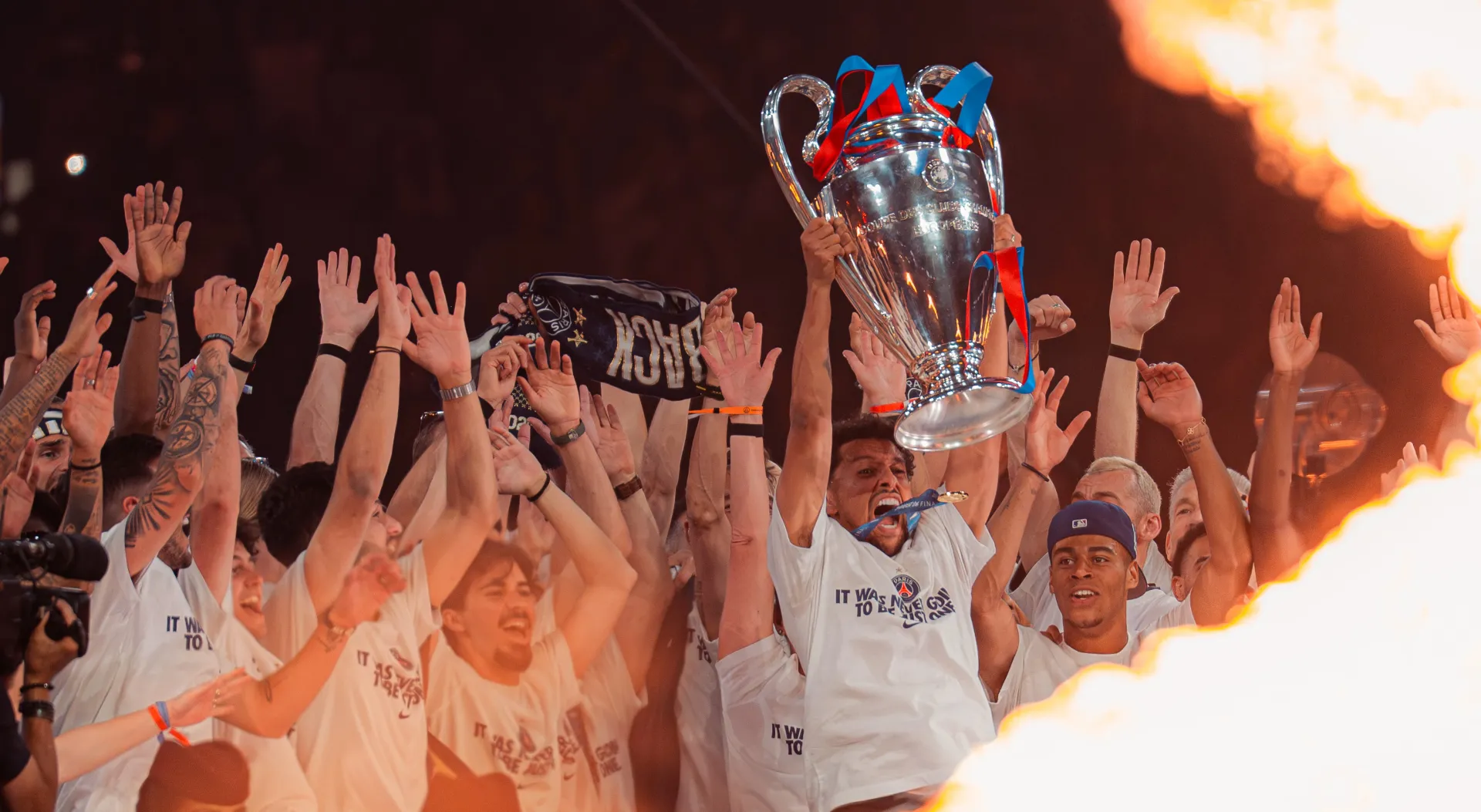 article back2back header